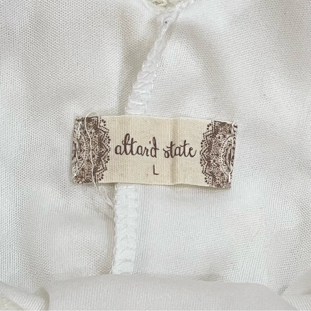 Altar’d State Ivory Floral Lace Calliel Halter Swing Dress Size Large - Picture 9 of 13